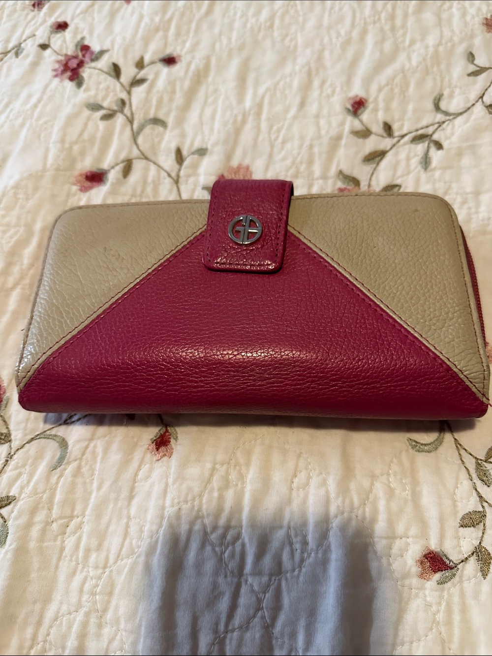 Giani Bernini Pink and Taupe Two-Tone Leather Wallet with Logo Snap
